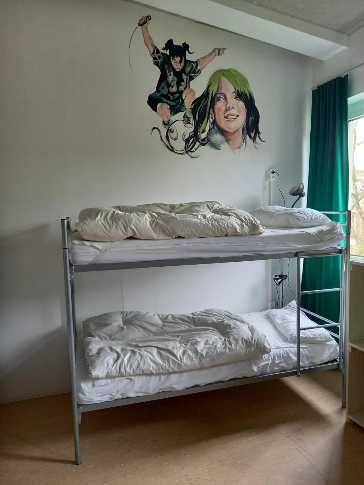 Instantsleep Backpackerhostel St Pauli Hamburg Exterior photo
