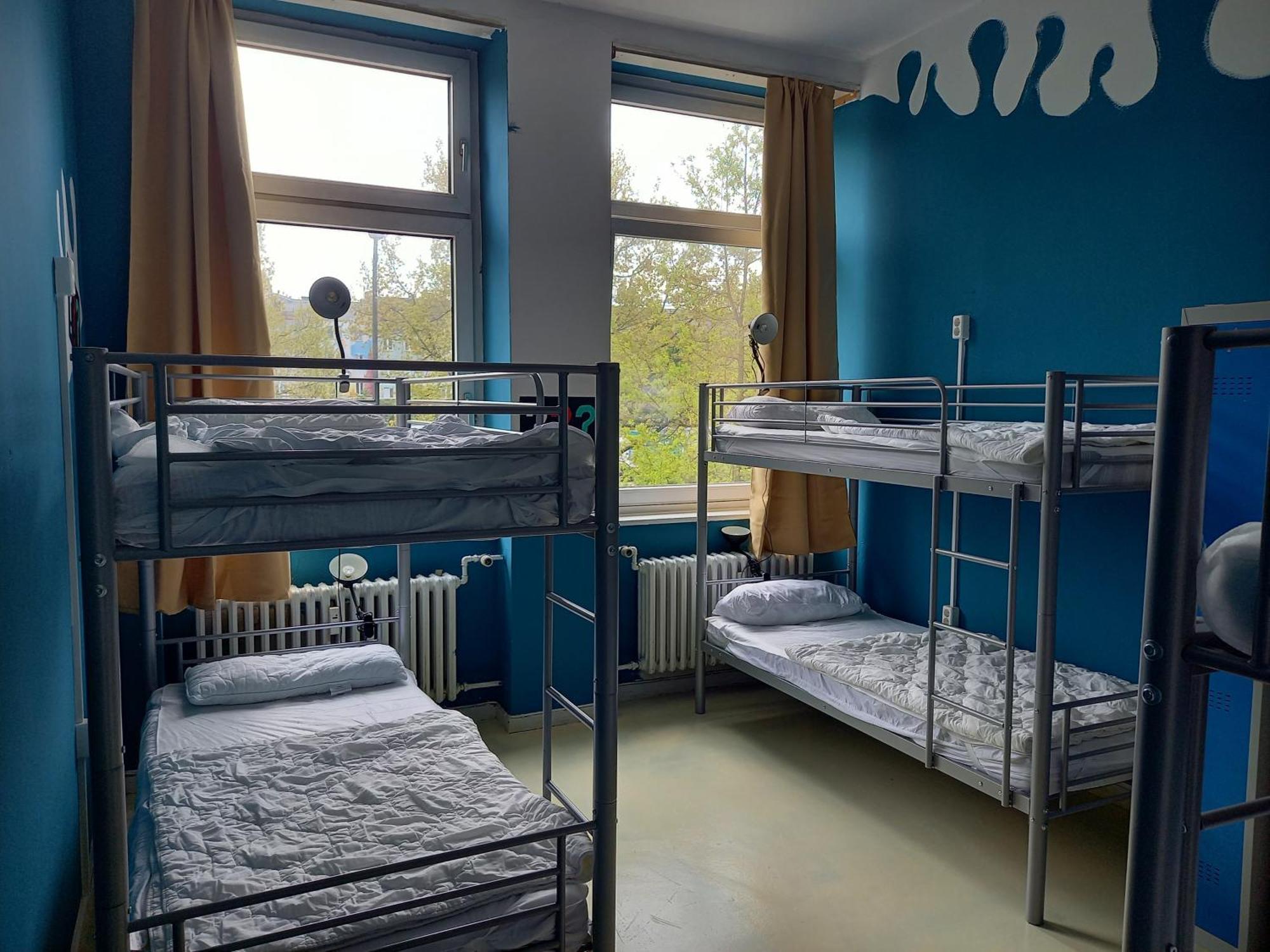 Instantsleep Backpackerhostel St Pauli Hamburg Exterior photo