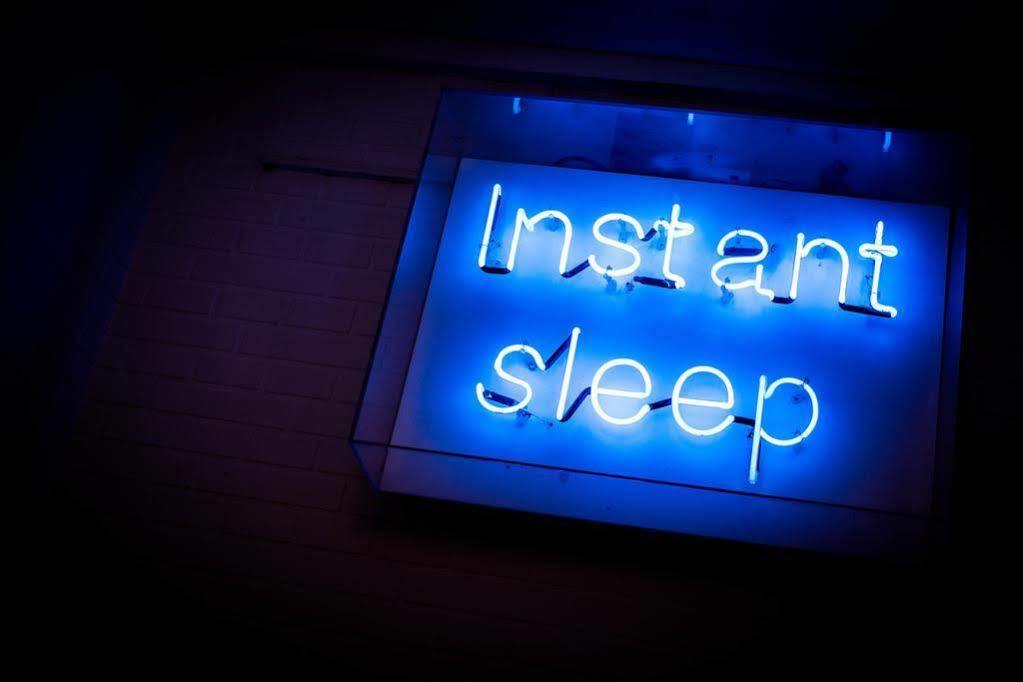 Instantsleep Backpackerhostel St Pauli Hamburg Exterior photo